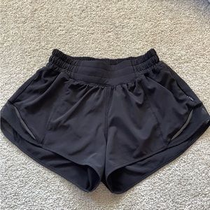 COPY - Lululemon Hotty Hot shorts